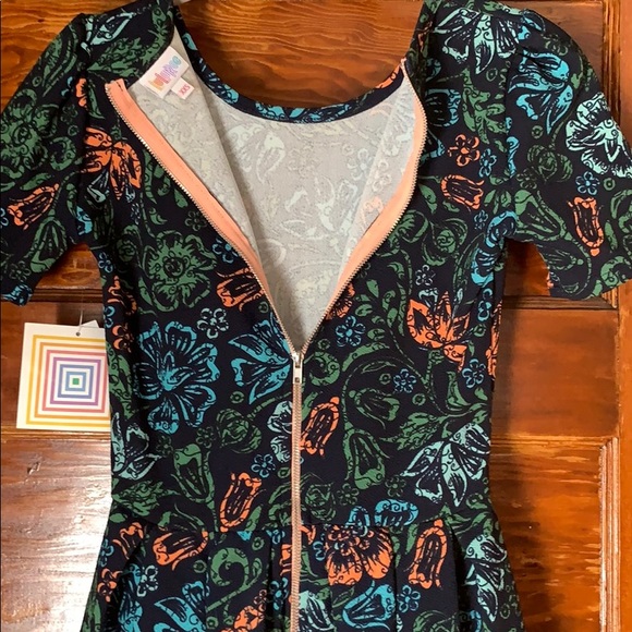 LuLaRoe Amelia Multi Colored Short Sleeve Dress - Picture 3 of 8